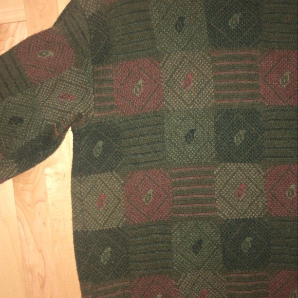 Vintage Men’s Sweater - Picture 2 of 3